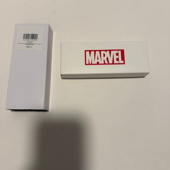 NWT - Marvel Spider-Man Adult Vintage Analog Quartz Watch - Picture 8 of 16